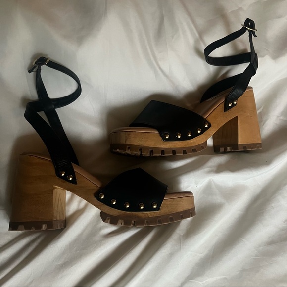 Steve Madden Wooden Clogs with Strap Size 7.5 - Picture 2 of 5